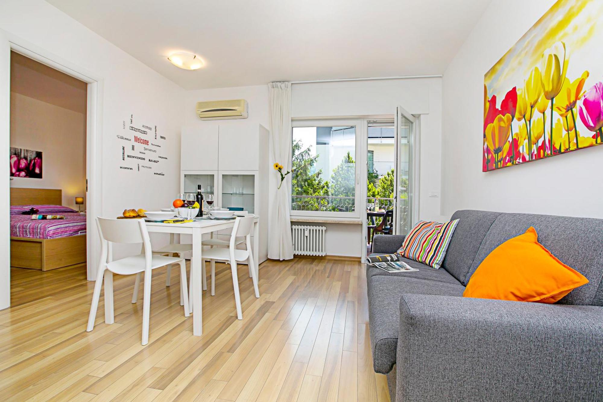 Riva Lago E Spiaggia Apartment 2 - Happy Rentals Extérieur photo