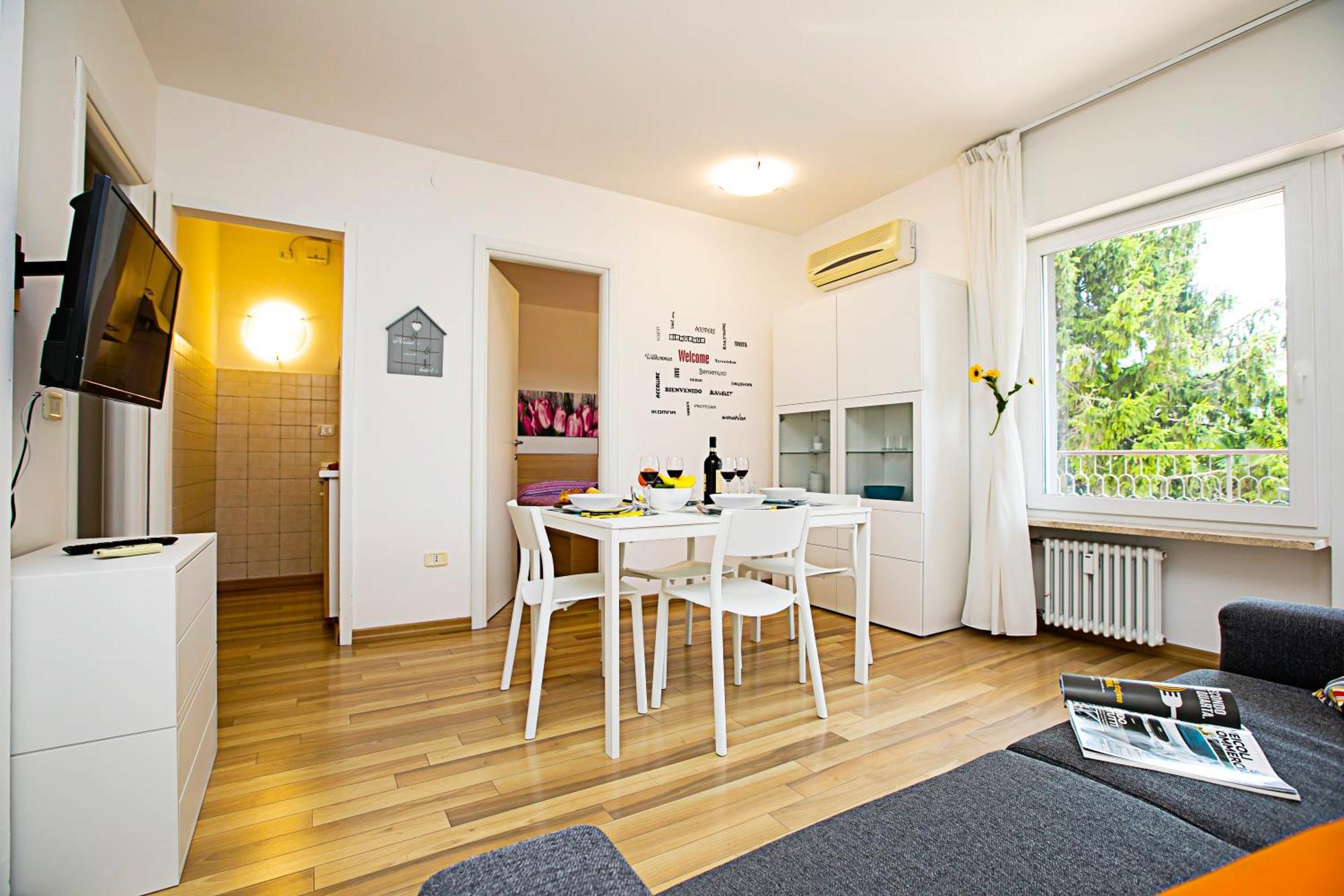 Riva Lago E Spiaggia Apartment 2 - Happy Rentals Extérieur photo